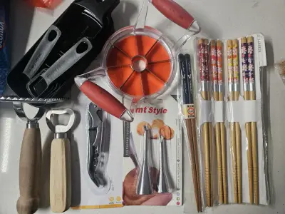 Set de utensilios de cocina variados - miniatura 1