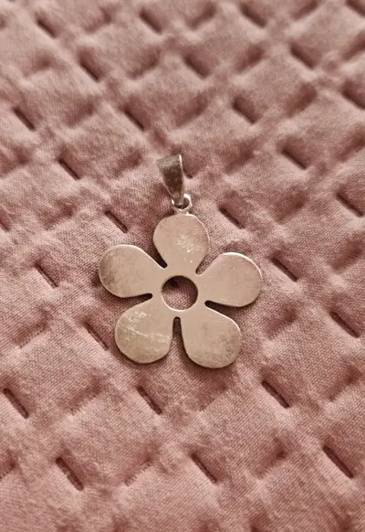 Colgante de flor plata - miniatura 1