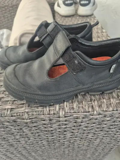 Zapatos escolares negros para niño - miniatura 5