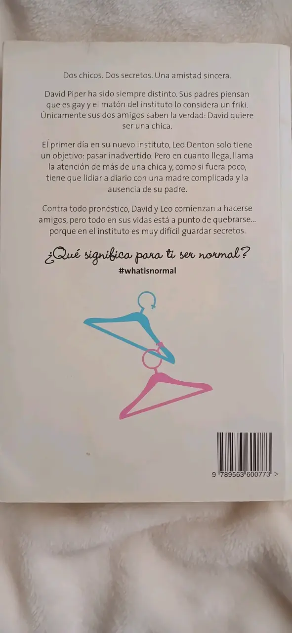 Libro: El arte de ser normal - 2