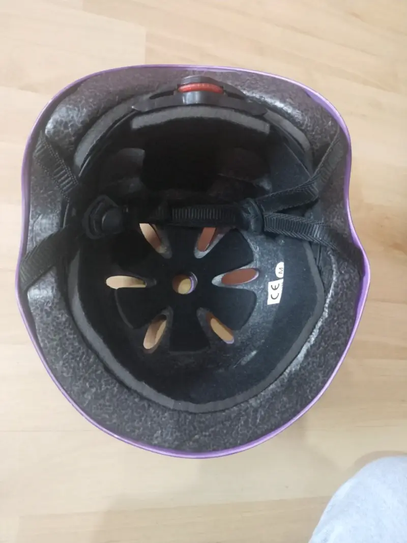 Casco morado para ciclismo - 3