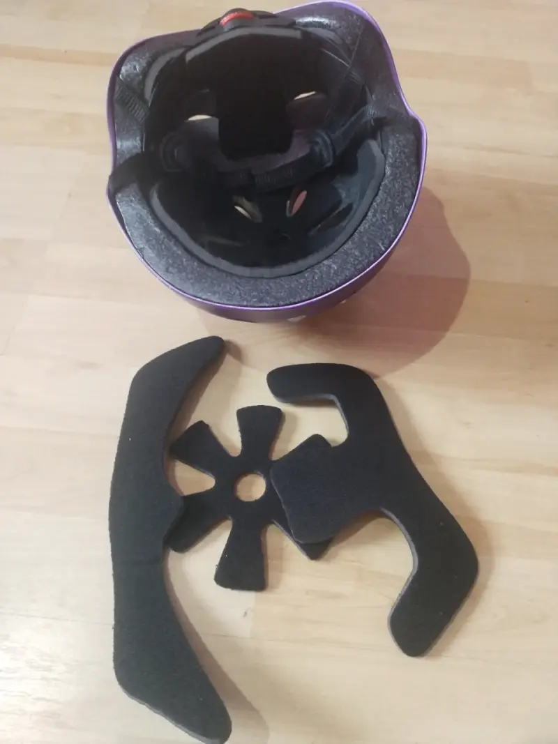 Casco morado para ciclismo - 4