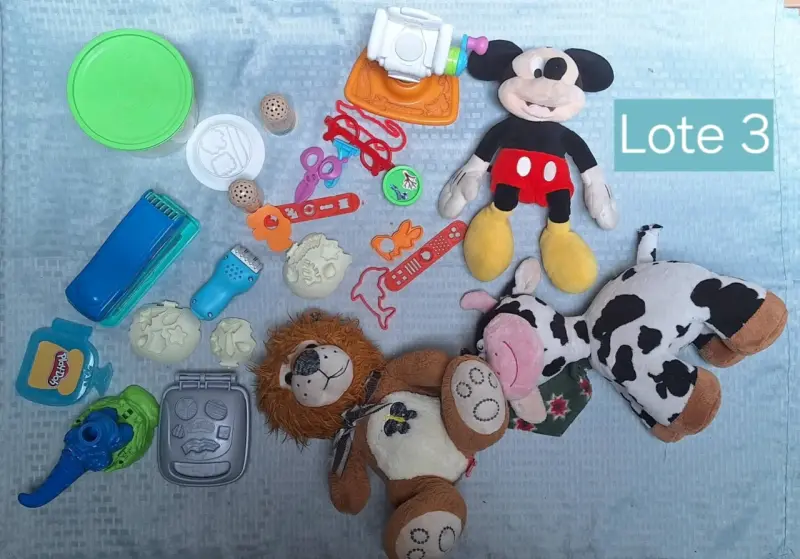 Lote de juguetes infantiles