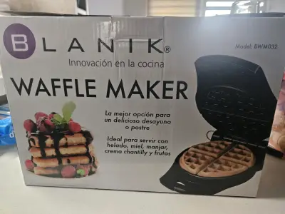 Wafflera eléctrica Blanik modelo BWM032 - miniatura 1