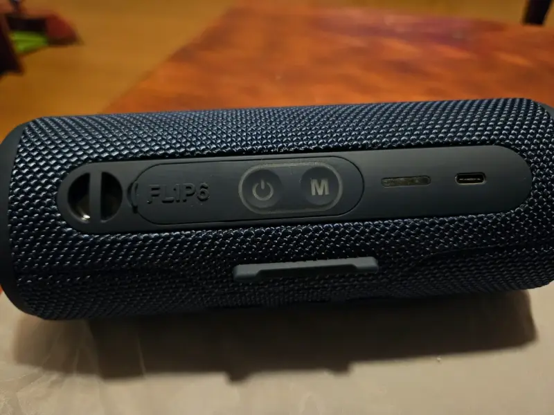 Parlante portátil Bluetooth JBL azul - 4