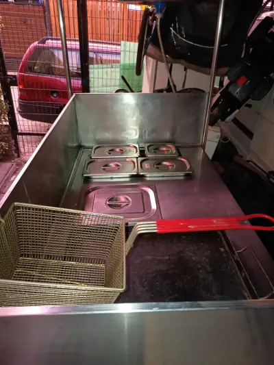 Carro de comida rápida usado - miniatura 2