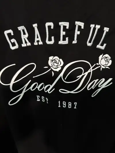 Polerón negro 'Good Day' - miniatura 3