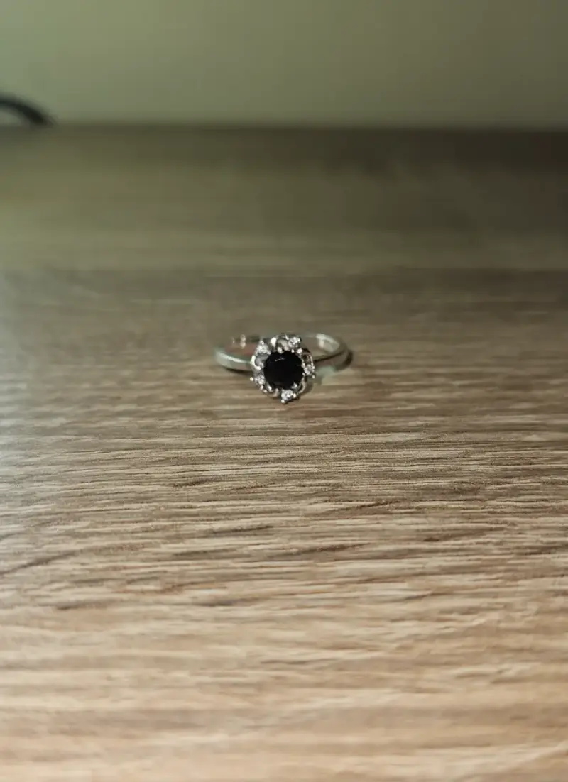 Anillo de plata con piedra negra - 3