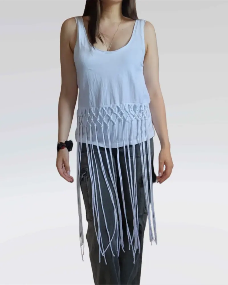 Top blanco con flecos - 4