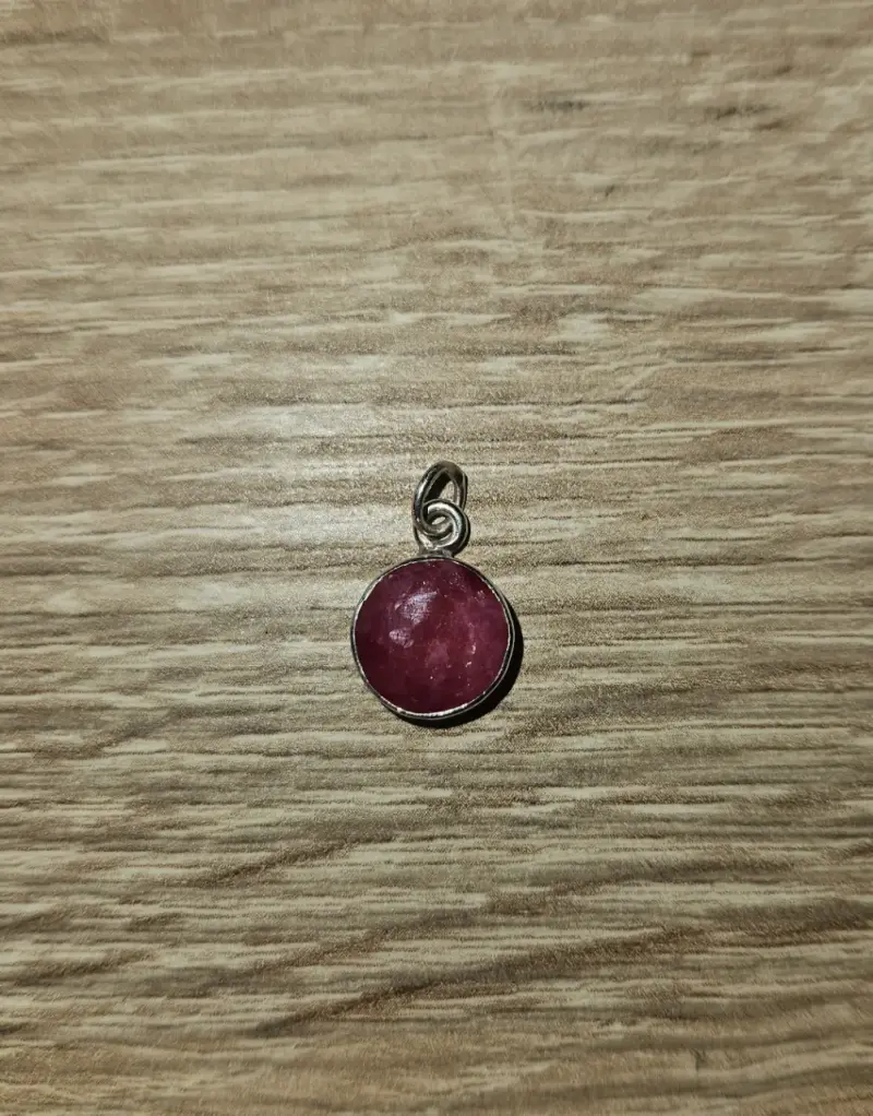 Pack Anillo de plata con piedra rubí y colgante - 3