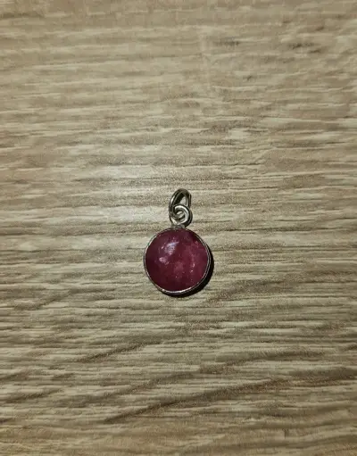 Pack Anillo de plata con piedra rubí y colgante - miniatura 3