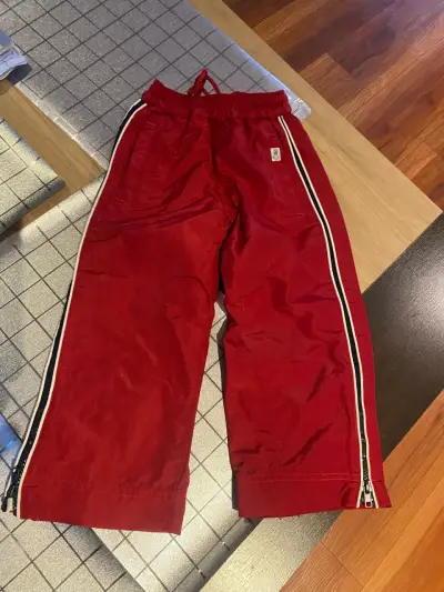 Pantalones sky rojos - miniatura 1