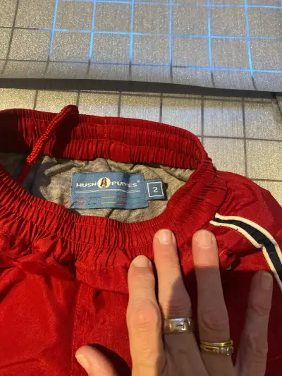Pantalones sky rojos - miniatura 3