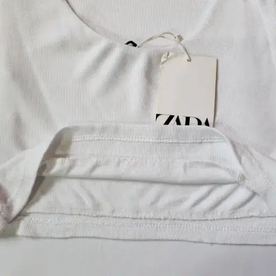 Polera blanca un hombro Zara retorno - miniatura 4