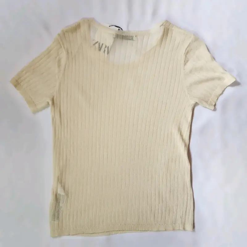 Polera beige marca Zara (retorno) - 2