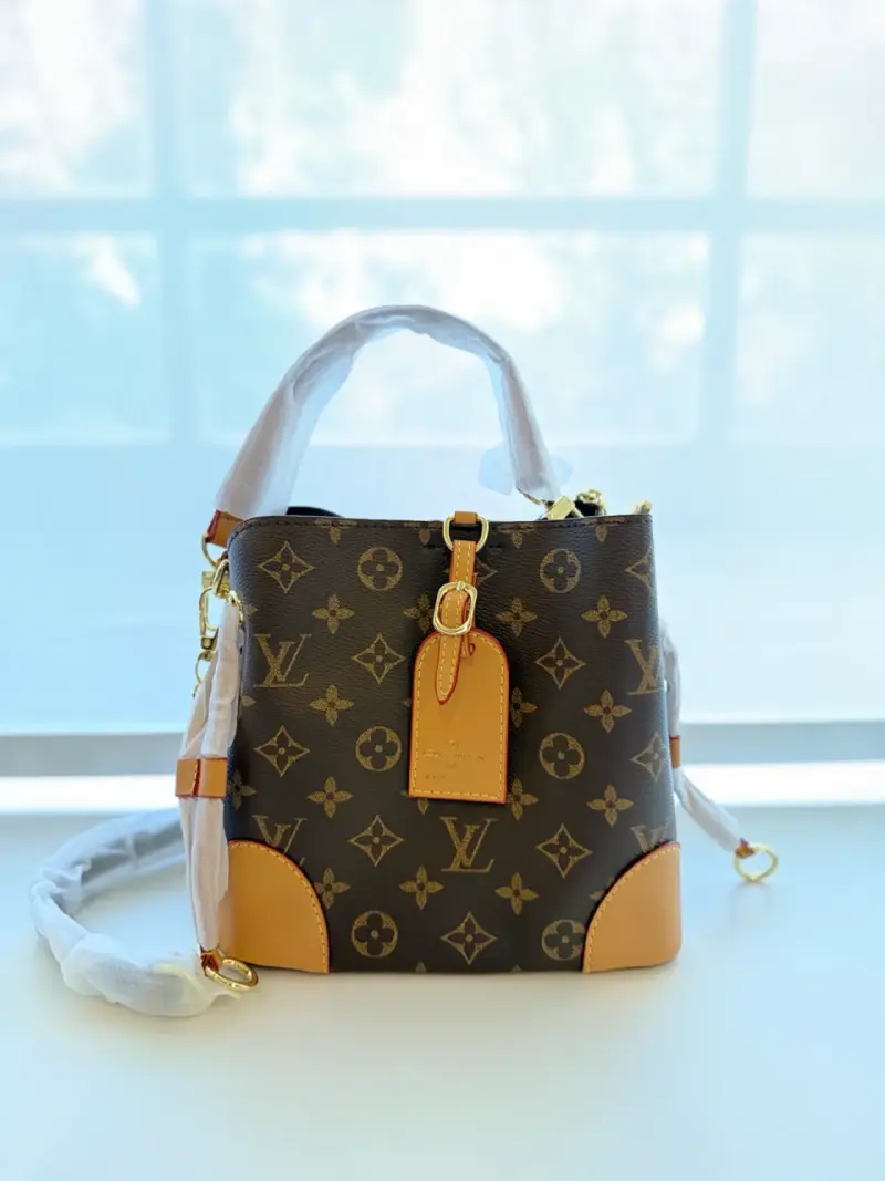 Mini Louis Vuitton - 2