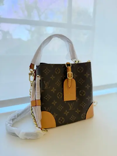 Mini Louis Vuitton - miniatura 3