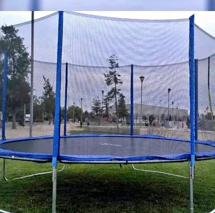 Trampolín con red de seguridad - 3