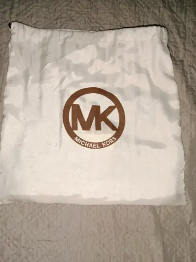 Clutch Michael Kors estampado serpiente - miniatura 3