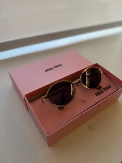 Gafas de sol Miu Miu doradas - miniatura 4