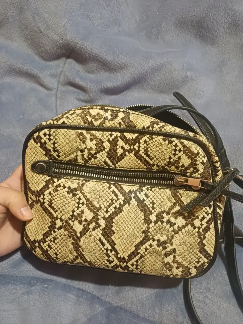 Bolso cruzado estampado serpiente - 1