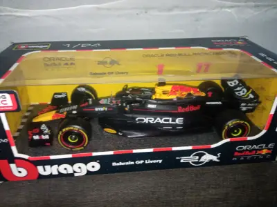 Set de autos de carreras Bburago formula 1 - miniatura 3