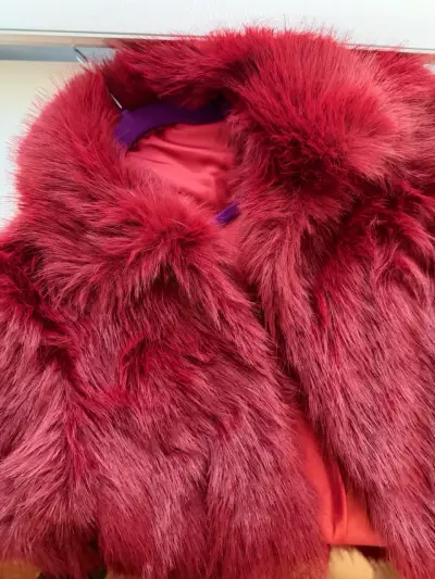 Chaqueta de pelo sintético roja - miniatura 5
