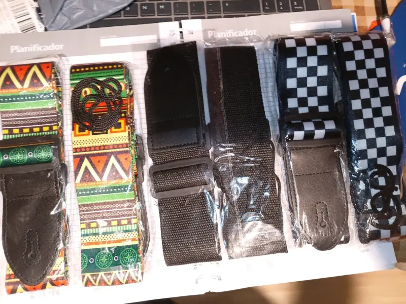 Correas de guitarra, bajo , variadas