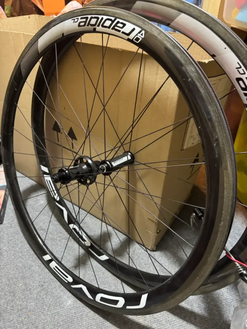 Ruedas ruta carbono ROVAL RAPIDE CL 40 - 1