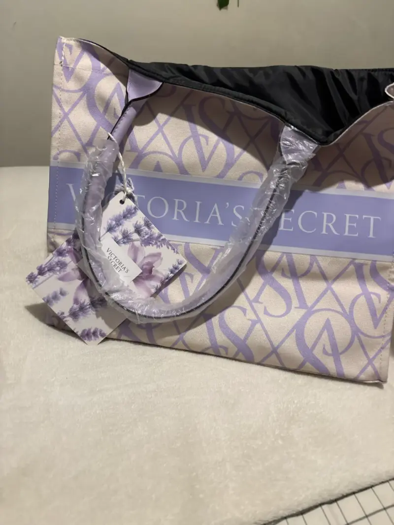 Bolso Victoria's Secret lila - 1