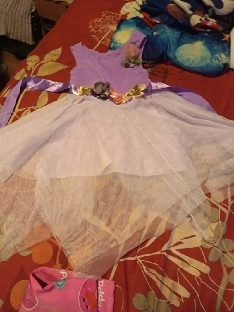 Vestido de fantasía lavanda
