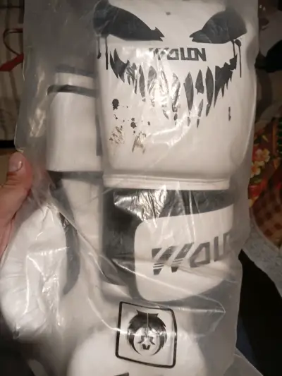 Guantes de boxeo blancos Walon Sin uso - miniatura 2