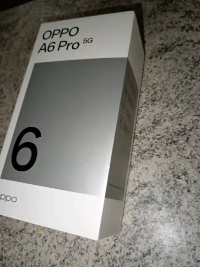 OPPO A6 Pro 5G nuevo - miniatura 2