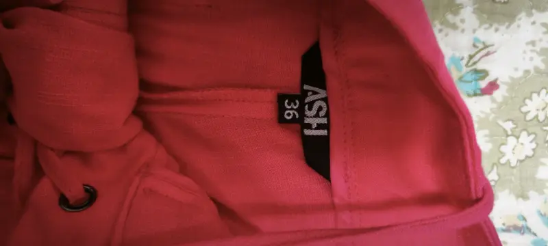 Pantalones fucsia con cordones - 5