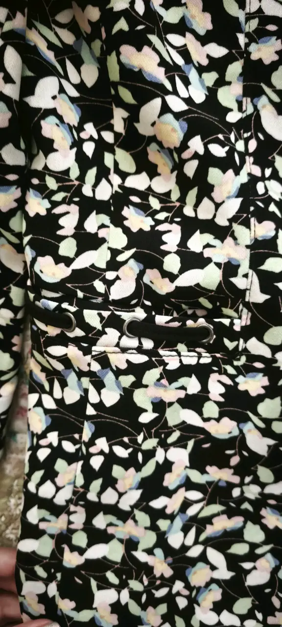 Blazer estampado floral negro - 1