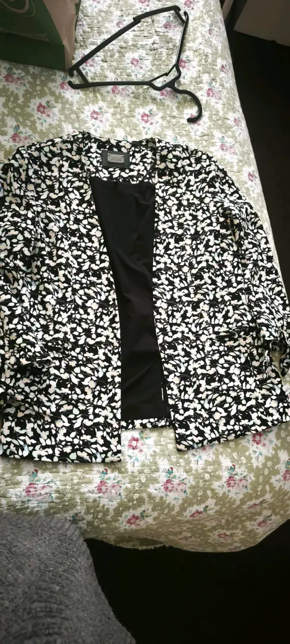 Blazer estampado floral negro - 3