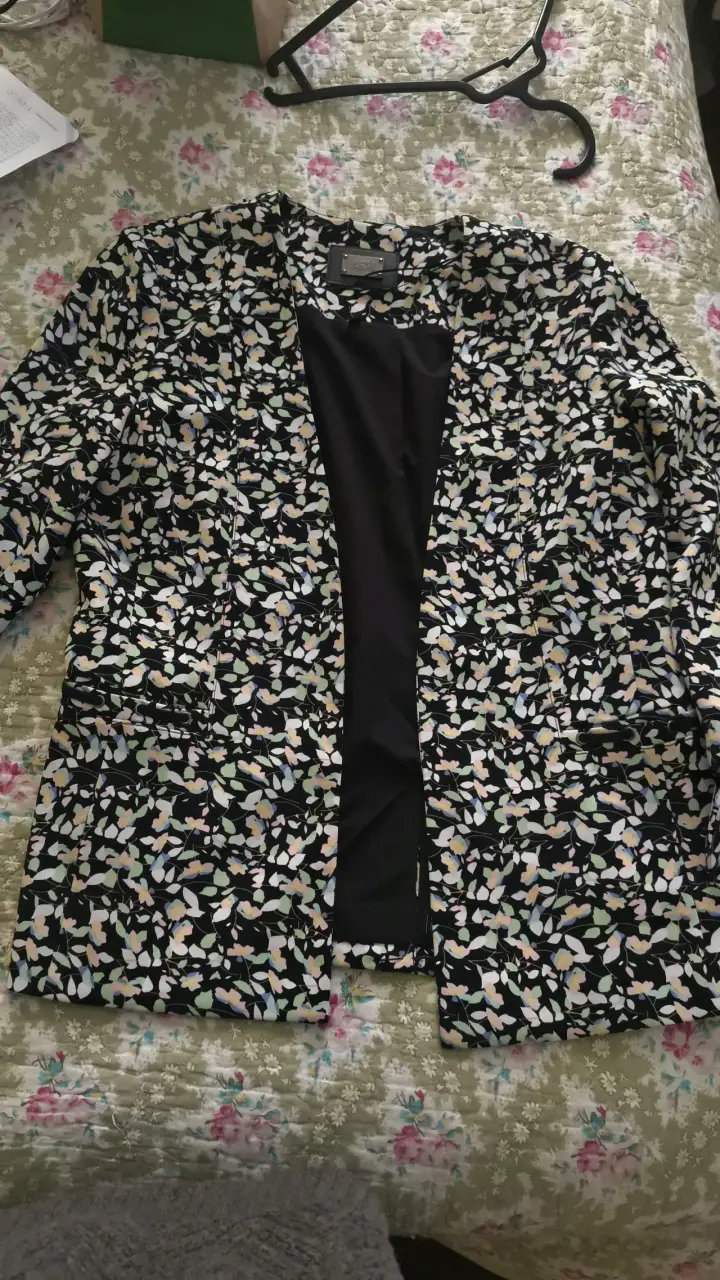 Blazer estampado floral negro - 4