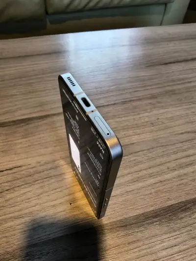 Nothing Phone 2 12/256 - miniatura 4