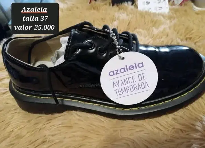 Zapatos negros 37 y botin cafe 39 y 40 Azaleia t - 1