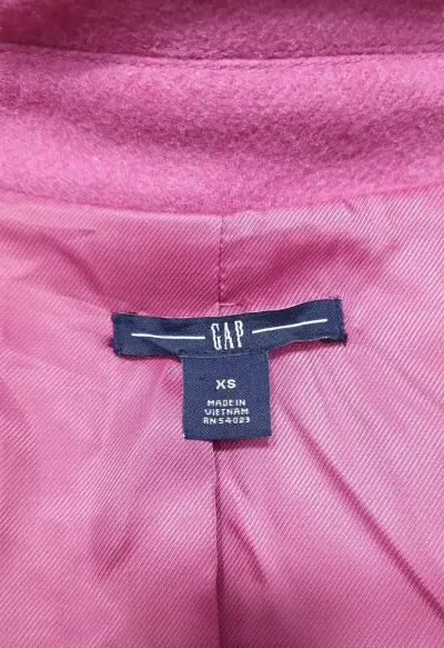 Chaqueta de lana rosada - miniatura 3