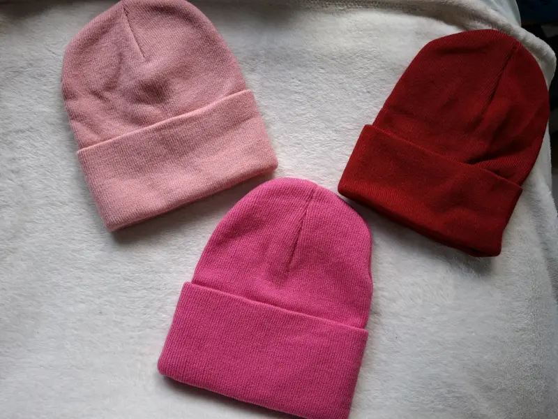 Set de gorros beanies coloridos - 1