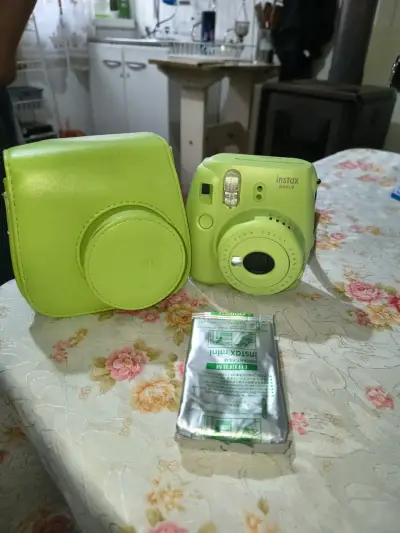 Cámara Fujifilm Instax Mini 9 verde - miniatura 1