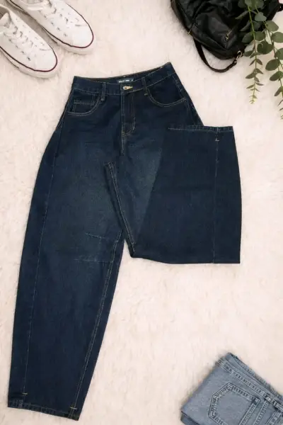Jeans azul oscuro - miniatura 1
