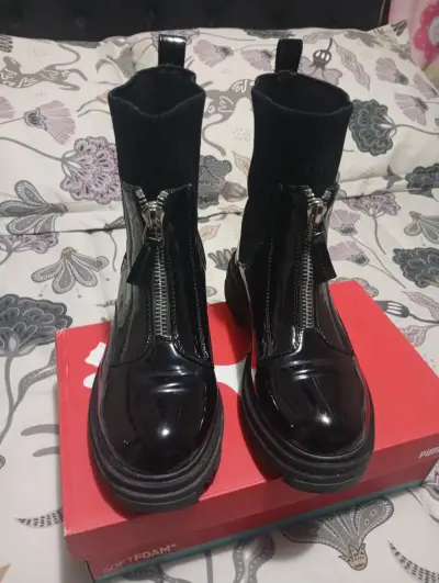 Botines negros con cierre - miniatura 1