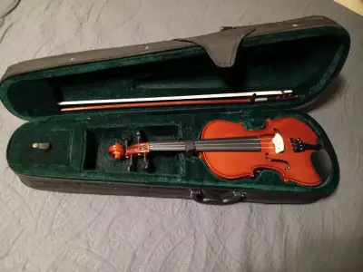 Violín con estuche y arco - miniatura 1