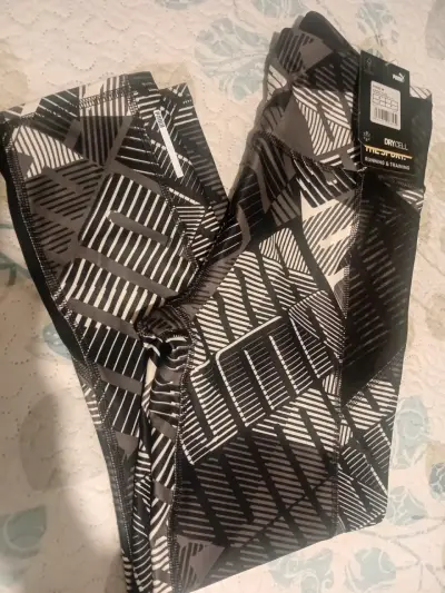 Calza  deportiva  estampado negro mujer talla S - miniatura 4