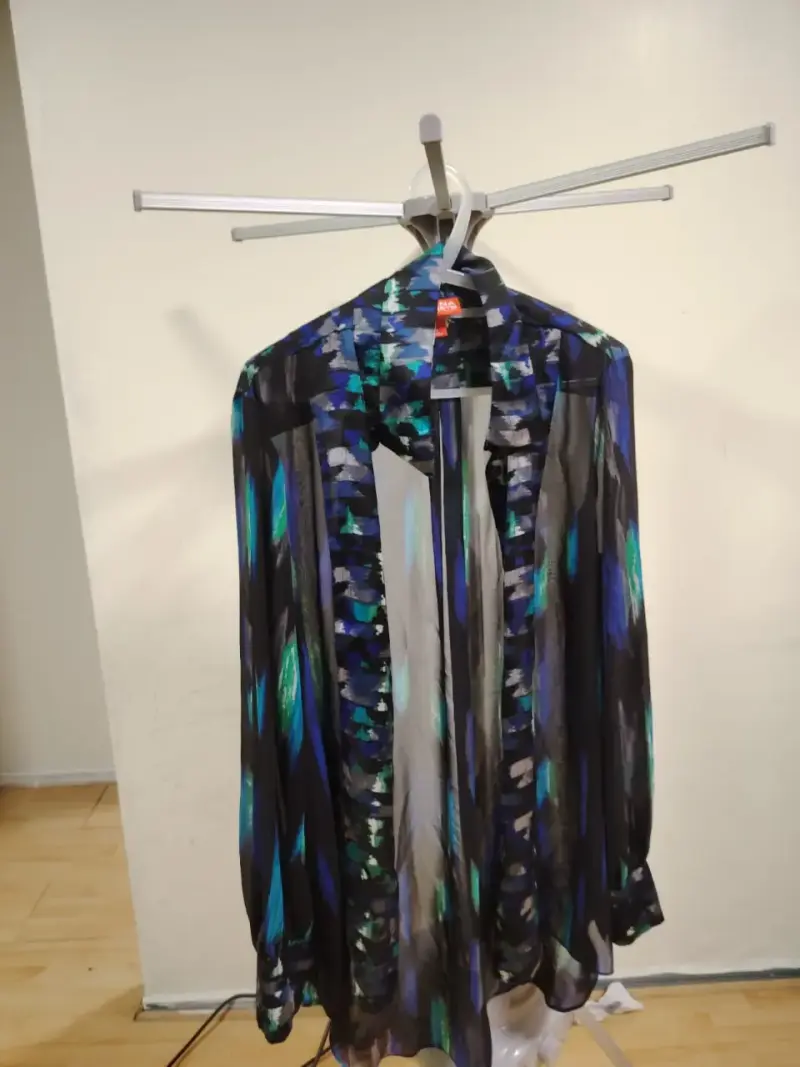 Blusa transparente estampada