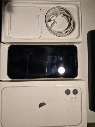IPhone 11 128G blanco - miniatura 1