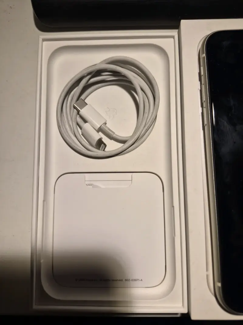 IPhone 11 128G blanco - 3