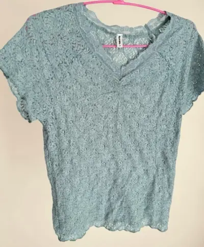 Polera encaje azul - miniatura 1